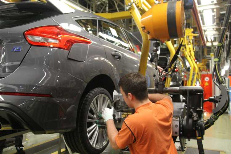 פורד מכריזה על סגירת מפעלים ופיטורי 12,000 עובדים באירופה
